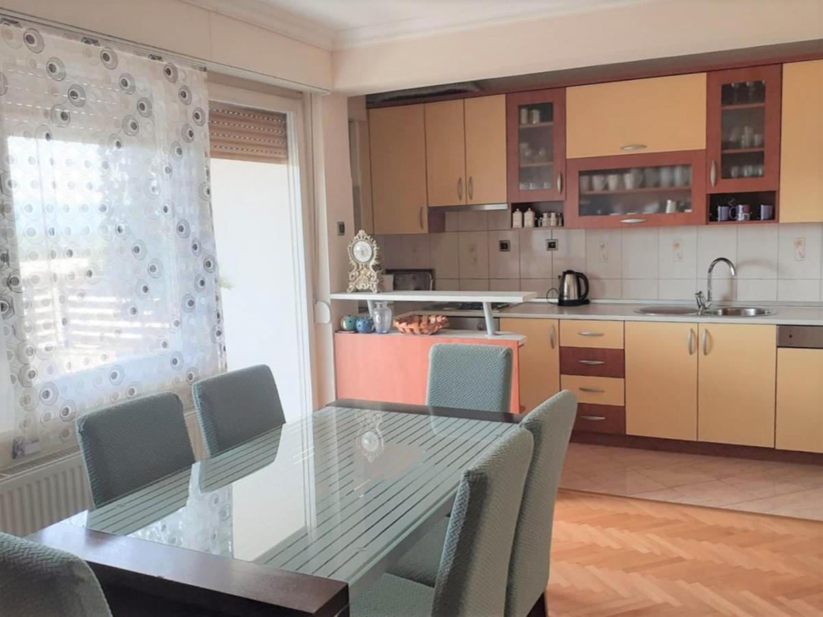 Spacious 80M2 Apartment In The Center Ljubuški Zewnętrze zdjęcie