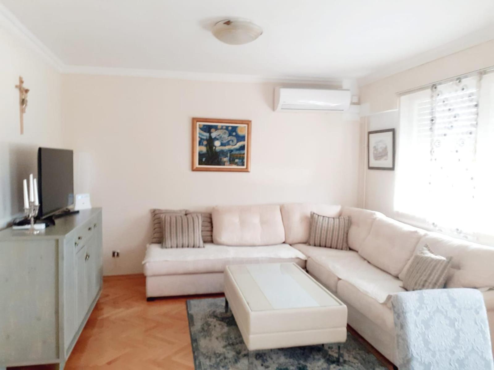 Spacious 80M2 Apartment In The Center Ljubuški Pokój zdjęcie